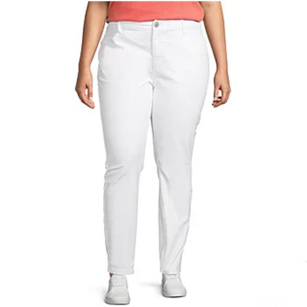 Marilyn Monroe Womens Mid Rise Skinny Fit Jean white